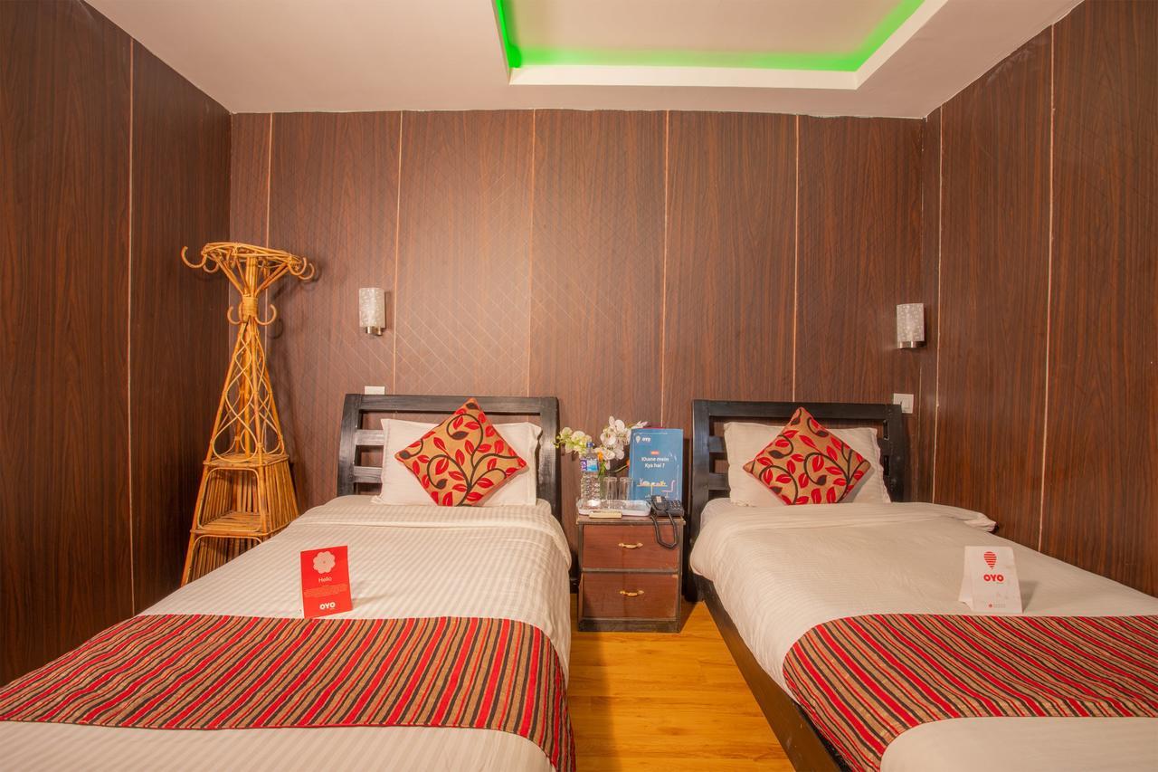 Traveler'S Holiday Inn Kathmandu Ngoại thất bức ảnh