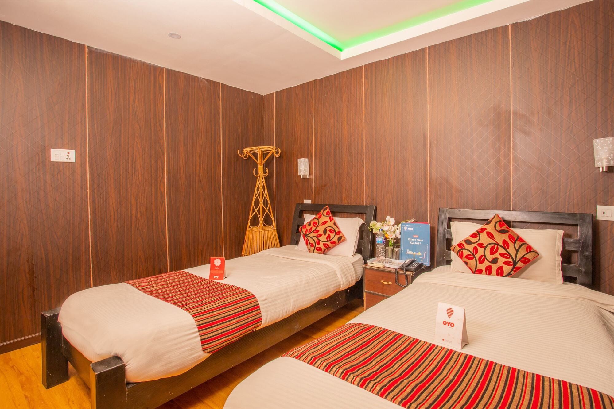 Traveler'S Holiday Inn Kathmandu Ngoại thất bức ảnh